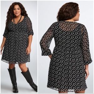 Torrid diamond print dress